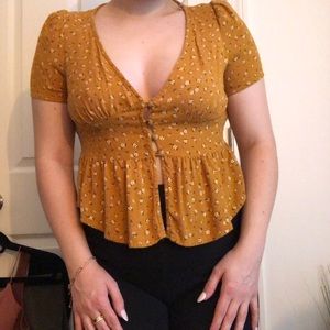 Wild Fable yellow floral button up top